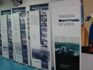 Teatro Municipal de Ubatuba recebe exposição “Tragédia de Lídice”